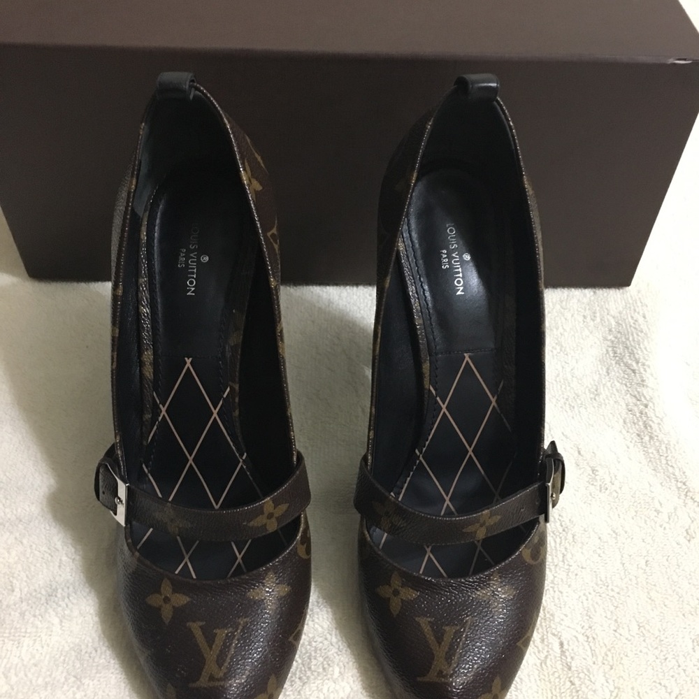 Louis Vuitton Star Power Shoes - Picture 2 of 7